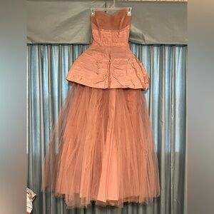 Elegant Peach 1950s Formal Gown